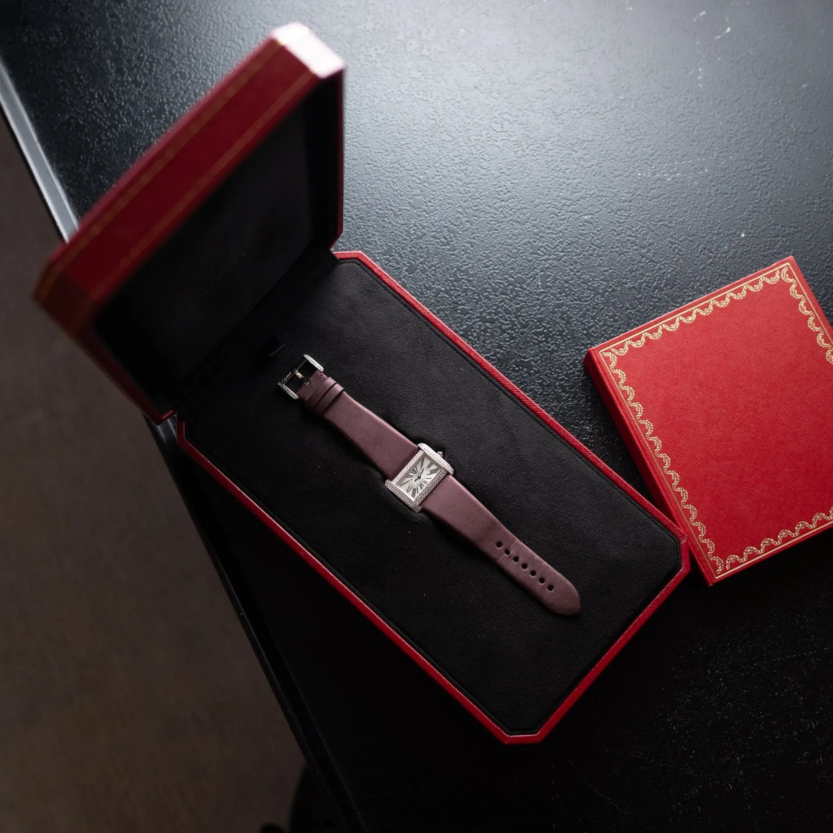 Cartier Tank Divan