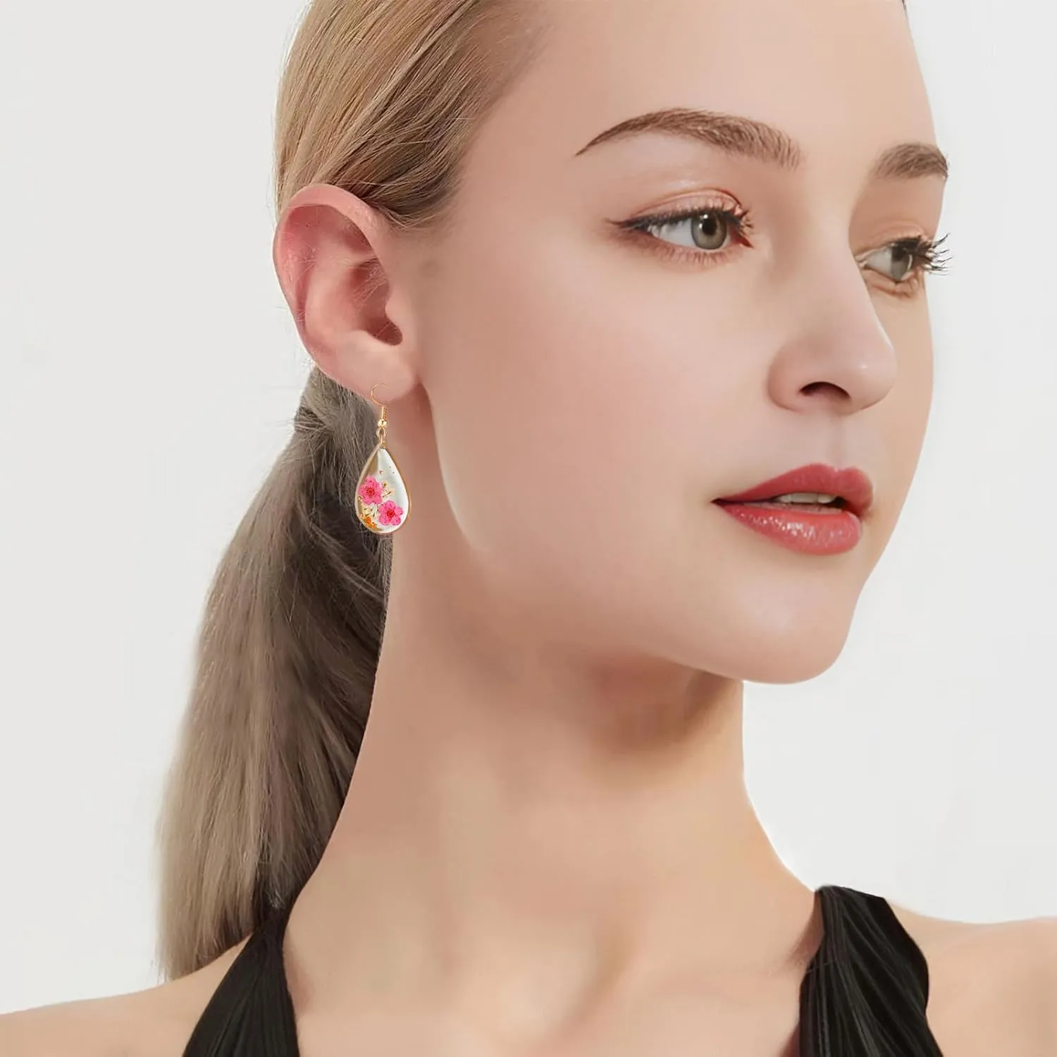 Jayden Earrings for Women - Real Flower Small Earrings - Daffodil and Queen Anne's Lace Pressed Flower Earrings,Handmade Unique Resin Earrings Perfect for Parties or Gifting(Rose Gold)