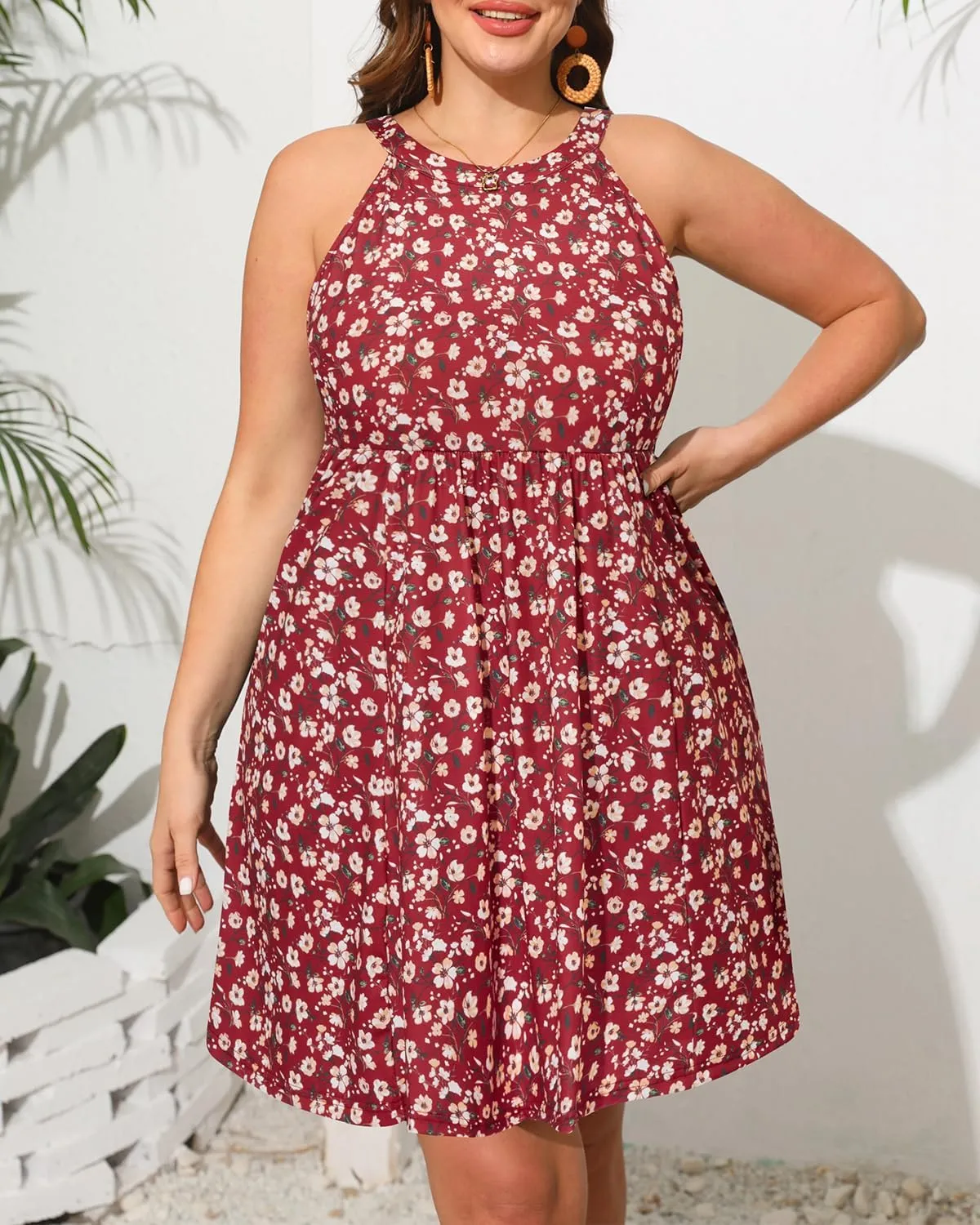 Plus Size Summer Dress - Casual Sun Halter Neck Sleeveless Short Sundress with Pockets