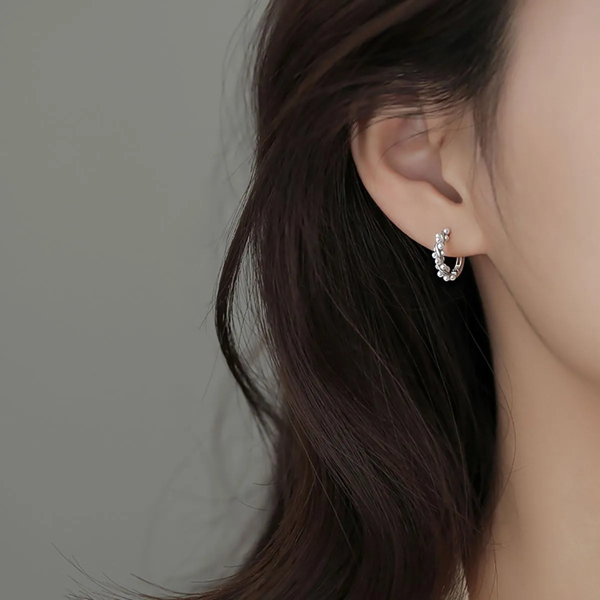 SLUYNZ 925 Sterling Silver Pearls Twist Hoop Earrings for Women Teen Girls Pearls Hoop Earrings Wedding Bridal Earrings